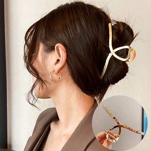 Women Elegant Gold Silver Hollow Geometric Metal Hair Claw Vintage Hair Clips Headband Hairpin Fashion Hair Accessories