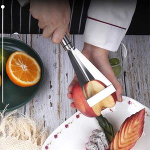 Coltello da intaglio per frutta in acciaio inossidabile Forma triangolare Coltello per verdure Affettatrice Piatto per frutta Utensile da cucina con lama da intaglio antiscivolo