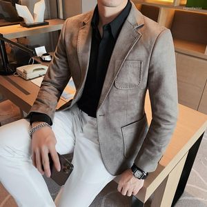 Abiti da uomo Blazer stile britannico Uomo Primavera Abiti da lavoro di alta qualità/Smoking da uomo da ufficio/Giacca da uomo slim fit casual in finta pelle scamosciata