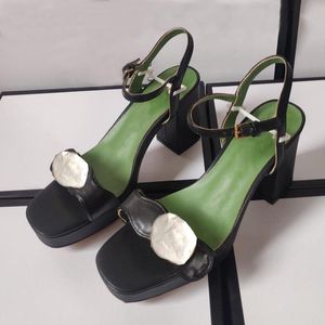 여름 섹시 플랫폼 여성 샌들 디자이너 하이힐 신발 패션 기질 사무실 전문 작업 신발