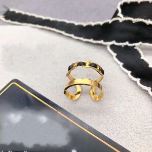 Hip-Hop-Logo mit graviertem Designer-Hohl-C-Ring, extravaganter 18-Karat-Gold-316L-Edelstahl-Buchstabenring für Damen, Mädchen, Hochzeit, Schmuck, Party-Geschenke, USA, Größe 7 8