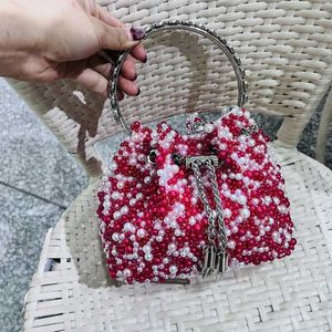 NEUE weibliche handgemachte Perle Schultertasche Tasche trendige Quasten Perle Eimer Stein Geldbörse Frau Hochzeit Abend Messenger Handtasche 230304