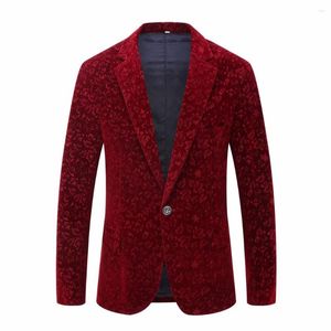 Herrdräkter 2023 män Autumn Winter Wine Red Bourgogne Velvet Floral Pattern Suit Jacket Slim Fit Blazer Designs Stage Costumes For Singers