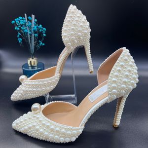 Sandały sandały sacaria luksusowy projektant Pearl elegancki ślubna sukienka ślubna buty platforma obcasy pereł skórzane sandał damski z77