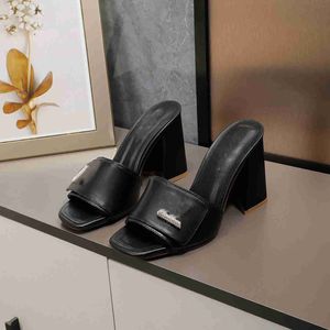 Top quality Brand woman slipper designer lady Sandals summer jelly slide high heel slippers luxury Casual shoes Womens Leather Alphabet Sandals l3