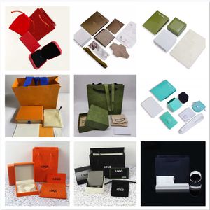 Fashion Collection 2023 Ny lyxig högkvalitativ modesmycken för förpackningshalsbands ringarmband smycken Förpackningsboxfamiljdag gåva
