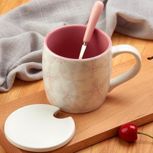 Muggar Pink Blossom Japanese Ceramic Mark Cup med Cover Hushållskontor Ladies Art Coffee Milk Te Trend Simple Bottle