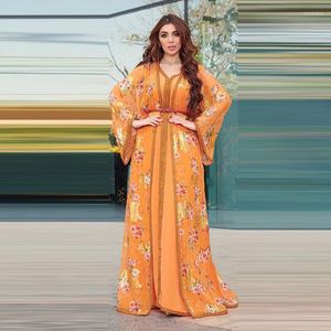 Etniska kläder Chiffon 2 -stycken Set för kvinnor Muslimskt blommigt tryck Kaftan Öppna Abaya med bälte långärmad kalkon Eid klänning tryckt Dubai