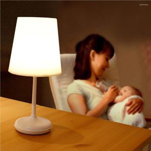 Ljuskronor LED Touch Control Table Lamp trådlösa sänglampor Skrivljus med fjärrkontroll natt sovrum sovsal