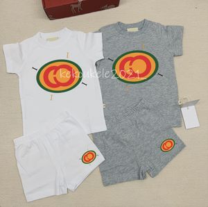 Yaz Yenidoğan Bebek Giyim Setleri% 100 Pamuklu Çocuk Erkek Kız Kızlar Kısa Kollu T-Shirts Şort Setleri Bebek Çocuk Takip Spor giysileri