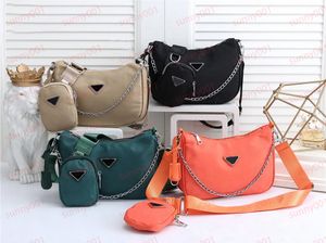 Cross Body Bag Evening Sling Bag 2Pcs Chain Designer Channel Bags Croissant Pack Luxury Crescent Fashion Handbag Tour Package Small Coin Key Accessory Wallet