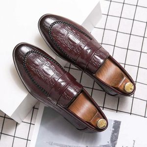 Dress Shoes Casual Men Loafers Light Flat Leather Zapatos De Hombre 37-44 Luxury Boat Outdoor Driving