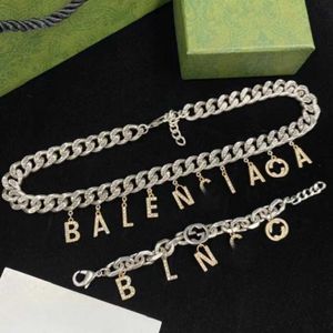 Factory wholesale 2023 New Luxury High Quality Fashion Jewelry for thick twisted piece chain double Rhinestone Necklace Bracelet brass material design