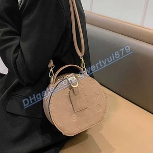 أكياس مسائية 2023 حقيبة مصممة فاخرة باللون الأسود - حقيبة اليد الكتف النسائية و Crossbody مع علامة تجارية عالية الجودة متوفرة بثلاثة ألوان 030523H