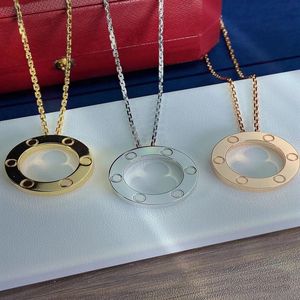 Collana di moda carti collane di design d'amore da donna in acciaio inossidabile galvanica oro argento rosa catena di diamanti collana di lusso gioielli firmati per le donne