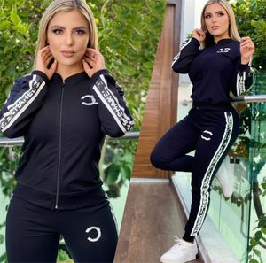 23SS Frühling Damen Trainingsanzüge Luxusmarke Gestrickte Mode Lässig 2 Stück Set Designer Sportanzug J2572A