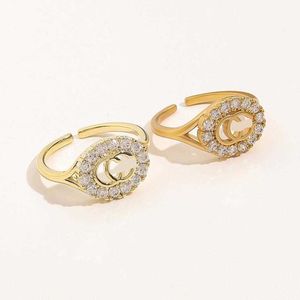 Högkvalitativ lyxsmycken äkta guldpläterad öppning Diamond Inlagd temperament enkel version ring kvinnlig