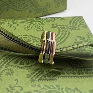 Коллекция моды 2023 Новые роскошные высококачественные модные украшения для тайской серебряной ссылки на Love Series Mirror Ring Dy Day Gift Goods