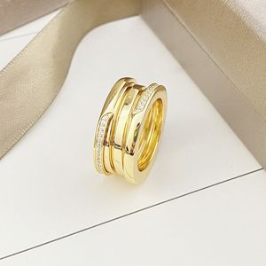 Anello in oro con diamanti Fedi nuziali in acciaio al titanio Anello d'amore in argento per uomo e donna Gioielli in oro rosa per gli amanti Anelli per coppie Formato regalo 5-12 Amanti placcati in oro 18 carati