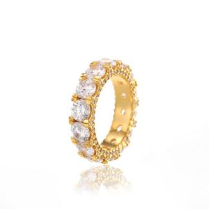 Męskie hip -hop lodowe kamienie pierścień biżuteria moda 18k złota platowana symulacja pierścieni diamentowe