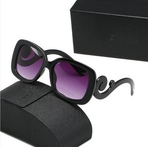 2023 Дизайнерские бренд солнцезащитные очки для женщин UV400 Lense Travel Beach Island Street Street Street Sports Sun Sun Glass Eyewear P9901