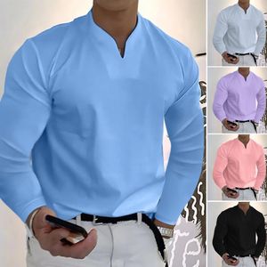 Koszule męskie swobodne koszulki w stylu V Neck solidne koszulki Męskie koszule długie rękawy pullover kolorowy jesienna modne koszule duże topy męskie ubrania streetwear 230303