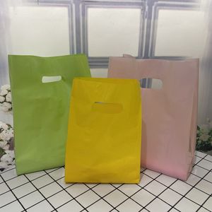 Gift Wrap 50Pcs Solid Color Thick Plastic Bags Plastic Shopping Gift Bags With Handle Wrapping Pouches Packaging For Retail Boutiques 230306