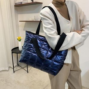 Abendtaschen 2023 Frauen Totes Baumwolle Gepolsterte Puffer Winter Handtasche Große Arbeits Laptop Diamant Gitter Schulter Geldbörse Trendy Stil