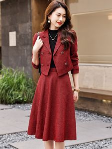 Dwuczęściowa sukienka francuska retro kratą mody garnituw zimowy nisza vintage elegancja temperament krótki płaszcz o wysokiej talii spódnica żeńska Z338 230306