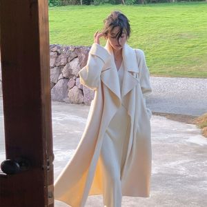 Women's Wool Blends Autumn Winter Long Stylish White Woolen Coat Women Sleeve Elegant Lapel Outwear Clothes 2023 Korea Retro Gentle Overcoat 230306