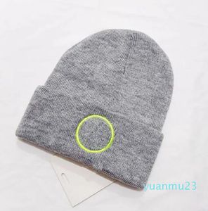 LL Beanies السيدات المحبوكة الرجال والنساء للأزياء للشتاء الكبار قبعة دافئة نسج Gorro 7 ألوان 01