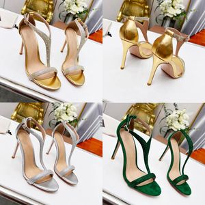 2023 Designer lyxiga färgglada strass sandaler kvinnor läder silver guld gröna elegans skor vår sommar ladys sexig ihålig stilett hög klackar sandal