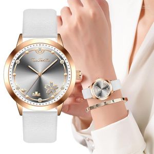 Relógios de pulso Design de flor simples Design de flores femininas Relógios de moda de luxo para mulheres elegantes ladras quartzo relógio de couro gota iri