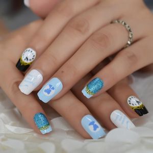 Falska naglar ljusblå drömliknande utformad nagel prinsesse klocka medium glitter falsk fyrkantig barnliknande konstgjord