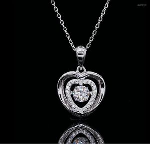 Pendant Necklaces Spiritual Holding Heart S925 Silver Color White Gold Plated Gra Moissanite Diamond Necklace 50 Points D Christmas Gift