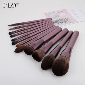 Makeup Tools fld 12st trähandtag Makeup Brush Set Blush Brush Set Eye Eyeliner Powder Foundation Make Up Borstes Set Cosmetic Tools Kit 230306