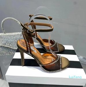 Quazzura marka sandały modowe wysokie obcasy spiczaste palce kryształowe diamenty buty buty luksusowe marka damskie buty ślubne Butterfly węzeł czysty pvc kobieta 01