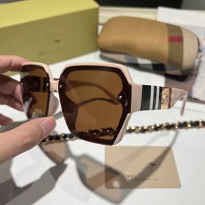 Lyxdesigner solglasögon för kvinnor mode gata solglasögon klassiska trendiga och mångsidiga solglasögon