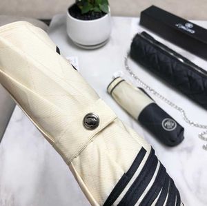 Luxus-DesignermarkeEleganter Regenschirm mit Patchwork-Druck, geeignet für Sonne, Regen, Tag, faltbare Regenschirme, Geschenkideen 3D8R