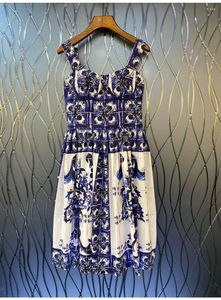 Casual Dresses Cotton Dress 2023 Summer Style Women Spaghetti Strap Vintage Porcelain Prints ärmlös mitten av kalvlängden a-line