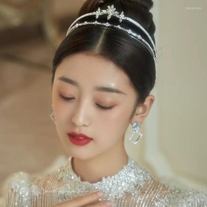 Kolye küpeleri Set Romantik Gümüş Kristal Düğün Taç Küpe Headdress Saç Kasnağı Soylu Prenses Tarzı Kız Doğum Günü Partisi Yetişkin Hediyesi