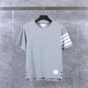 2 Lüks Tshirt Erkekler Kadın Tasarımcı Tişörtleri Kısa Yaz Moda Marka Mektubu Yüksek Kalite Tasarımcıları T-Shirt#420