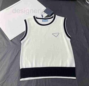 Tanques femininos Camis Designer tanque feminino Tampa de feminino vestindo designer mangas camisetas de malha de malha de malha de suéter camiseta m3rn