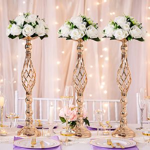 Candle Holders Flowers Metal Candle Holders Wedding Centerpiece Flower Rack Flowers Vases Candlestick Table Metal Stand Valentine Party Decor 230303