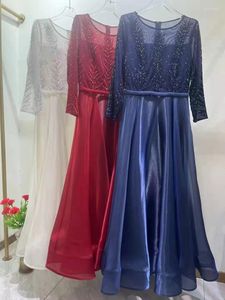 Sıradan Elbise Balo Gown Party Akşam Kadınlar Uzun Elbise 2023 Bahar Düğün Bayanlar Seketli Boncuk Nakış Kırmızı Beyaz Mavi