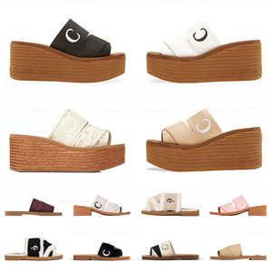 Topp mode Woodys Sandaler Kvinnor Woody Mule Flat Slides Light Tan Beige White Black Pink Lace Lettering Tyg Canvas Slippers Sneakers Womens Summer Sandales