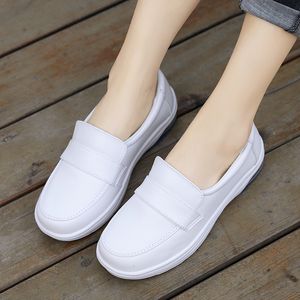 Kleid Schuh Krankenschwester Schuhe Mode PU Leder Weiß Bequeme Dicke Unterseite Luftpolster Weibliche Turnschuhe Einzelne Flache 230307