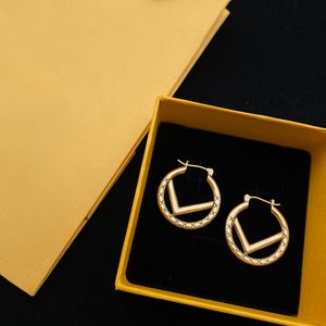 Erkek Lüks Altın Tasarımcı Hoop Küpe Kadın Mücevherleri Aşk Küpeleri F Saplamalar Altın Küçük Çemberler Tasarımcıları Klasik Aksesuarlar 2303071BF