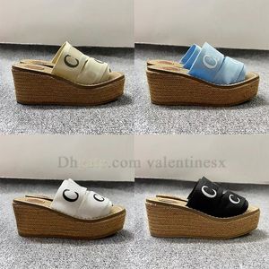 Designer Sandalen Slippers dikke zolen voor dames Platte Woody Muiltjes Woestijn Zwart Wit blauw roze geel beige Sandaal schoenen binnen Buiten strand thuis Slipper Glijbaan