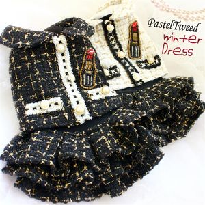 Handgjorda lyxiga hundkläder Kläder Tidskrävande C -stil förtjockad guldtråd tweedjacka stickad klänning Pet Winter2503